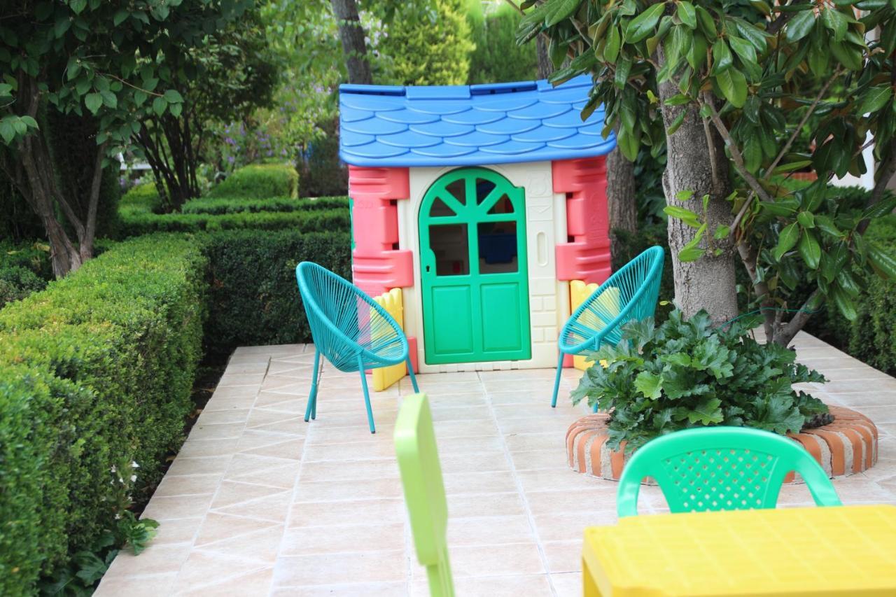 El Jardín De La Abuela Сasa de vacaciones Granada